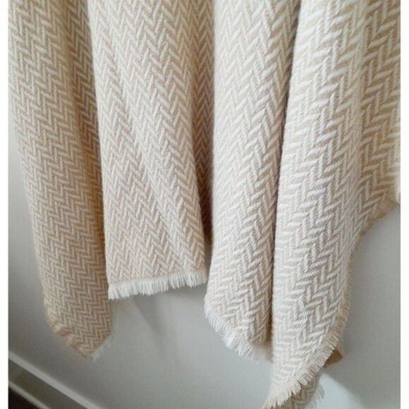 CHAPS by Ralph Lauren Scarf Wrap Poncho Blanket Boho Coastal Resort Wear Sz: OS - Picture 6 of 7